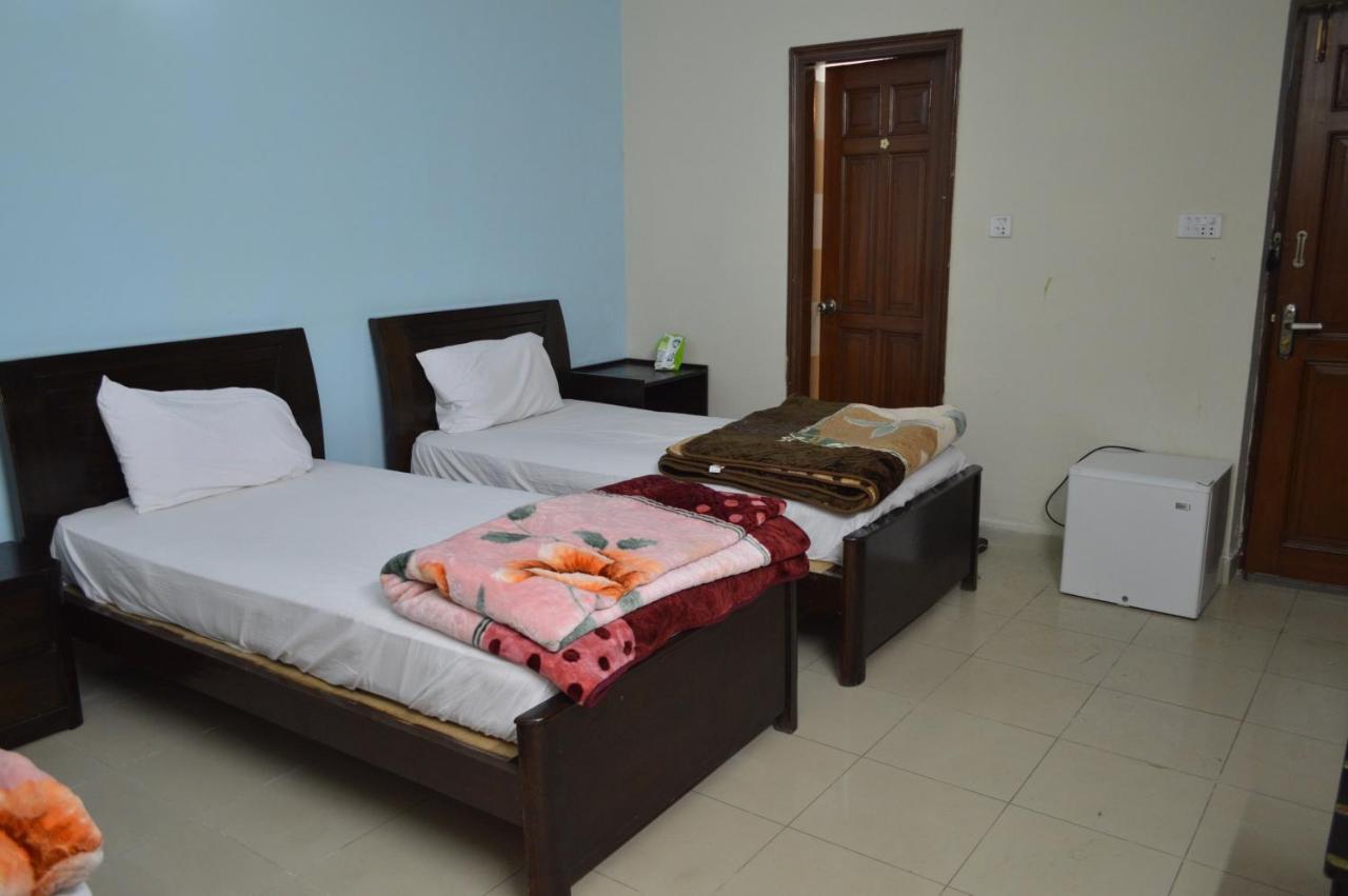 Royal Manor F-10 Bed and Breakfast Ισλαμαμπάντ Εξωτερικό φωτογραφία