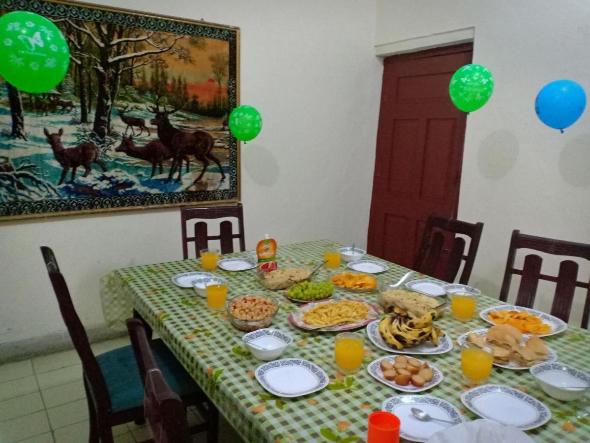 Royal Manor F-10 Bed and Breakfast Ισλαμαμπάντ Εξωτερικό φωτογραφία